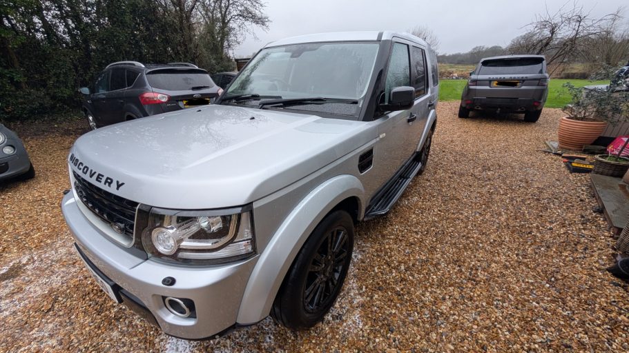 Land Rover Discovery 4